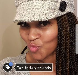 Meet your Posher, Loretta